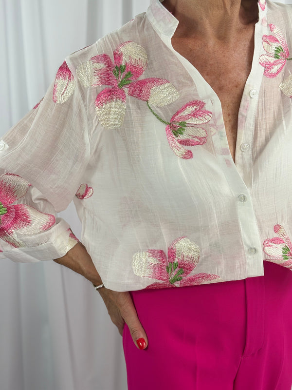 Maybel emroidered flower shirt in white