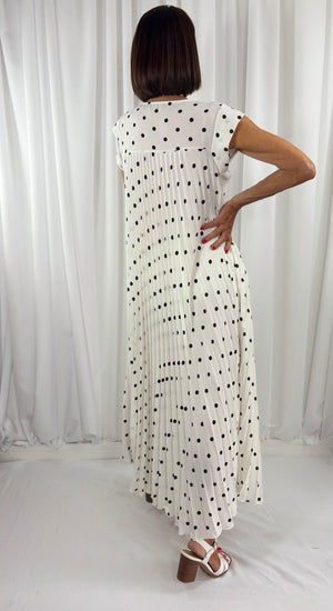 Milan dress in white with black spots