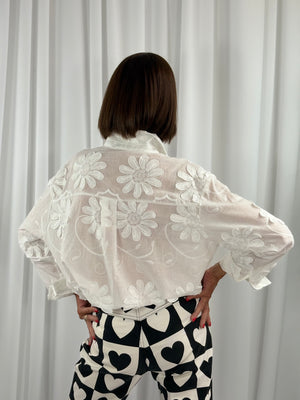Dipsy 3d flower shirt in white