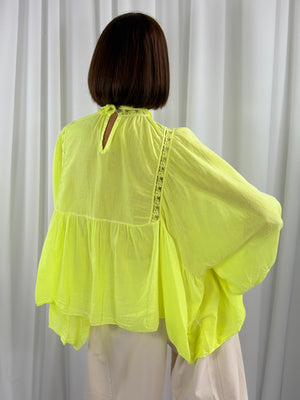 maria top in lime