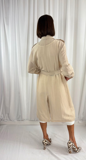 summer trench coat in beige
