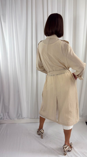 summer trench coat in beige