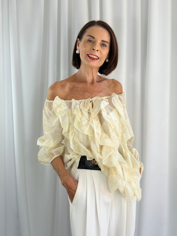 Burty ruffle top in lemon