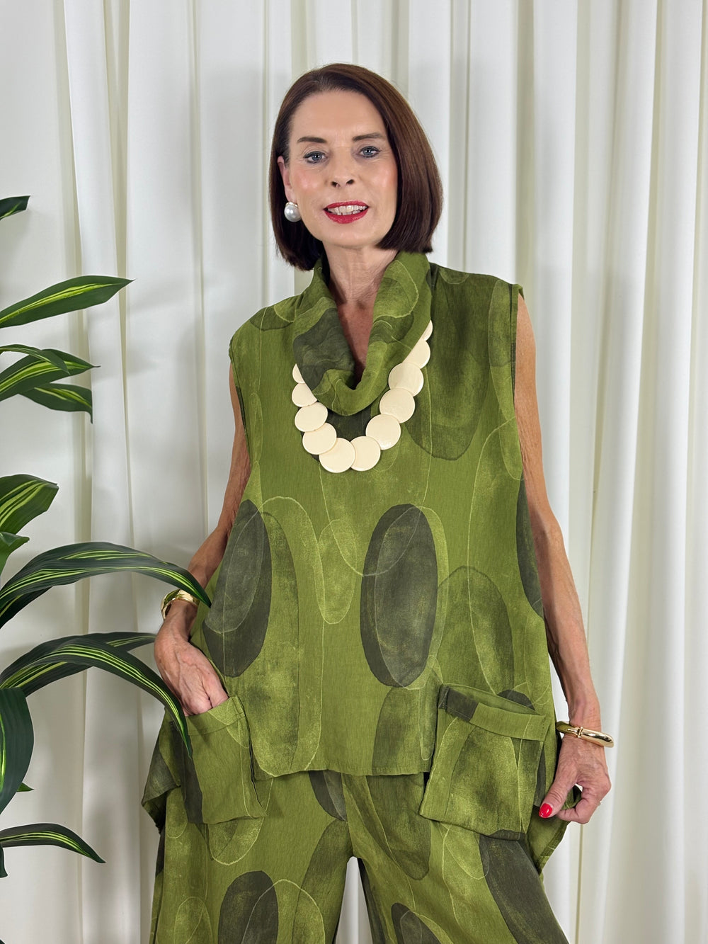 Jona Suit in pistachio