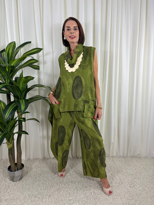 Jona Suit in pistachio