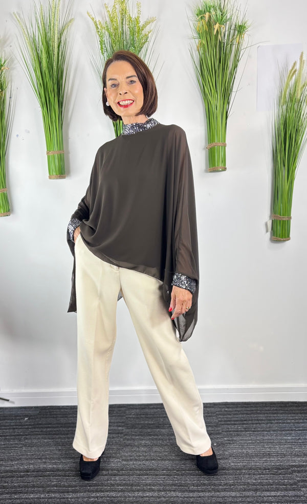 Monroe Waterfall top in chocolate