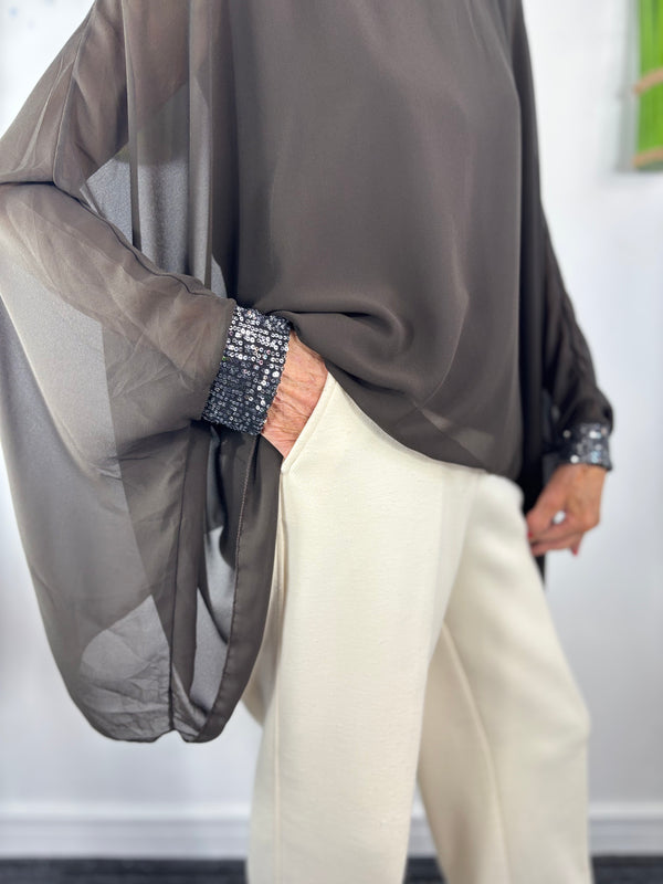 Monroe Waterfall top in chocolate