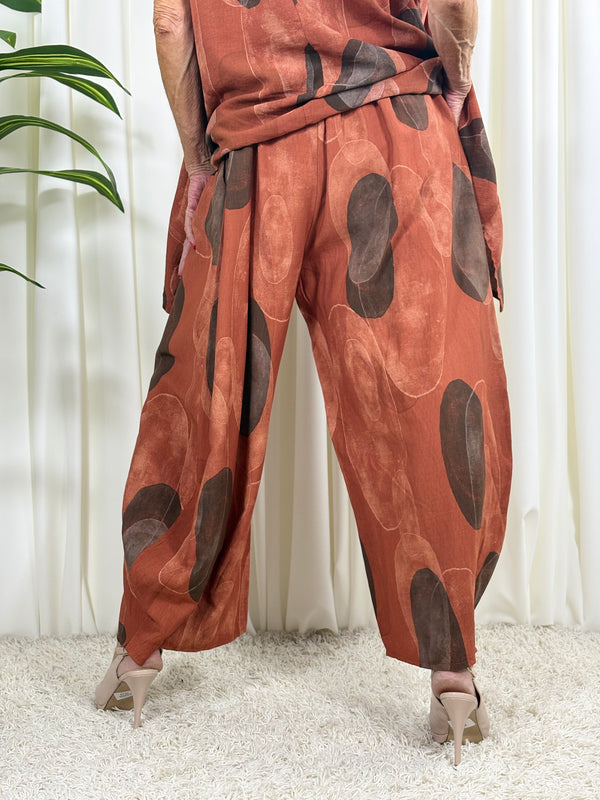 Jona Suit in rust