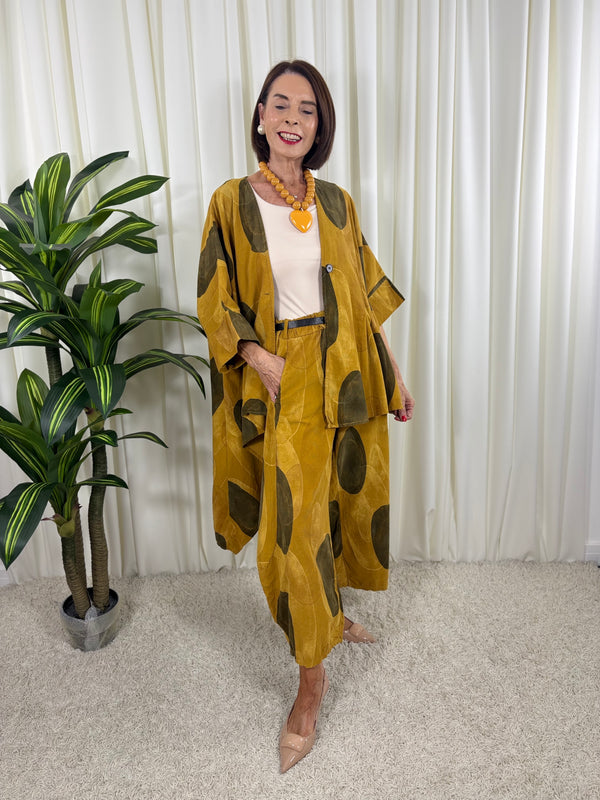 Madrid suit in mustard