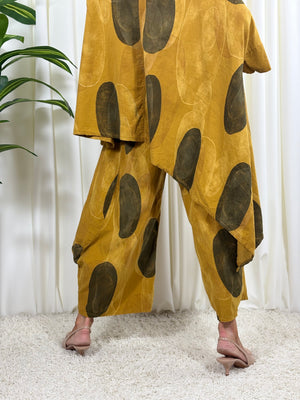 Madrid suit in mustard