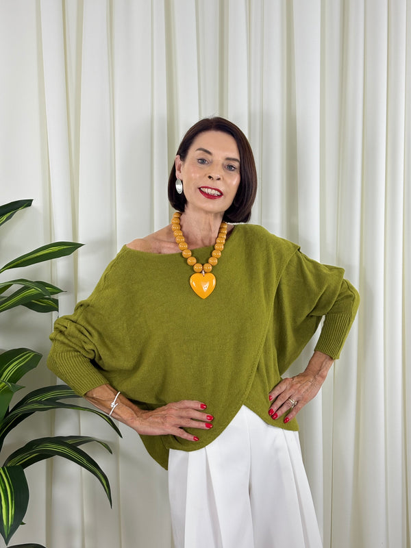 Enzo crossover knitwear in pistachio