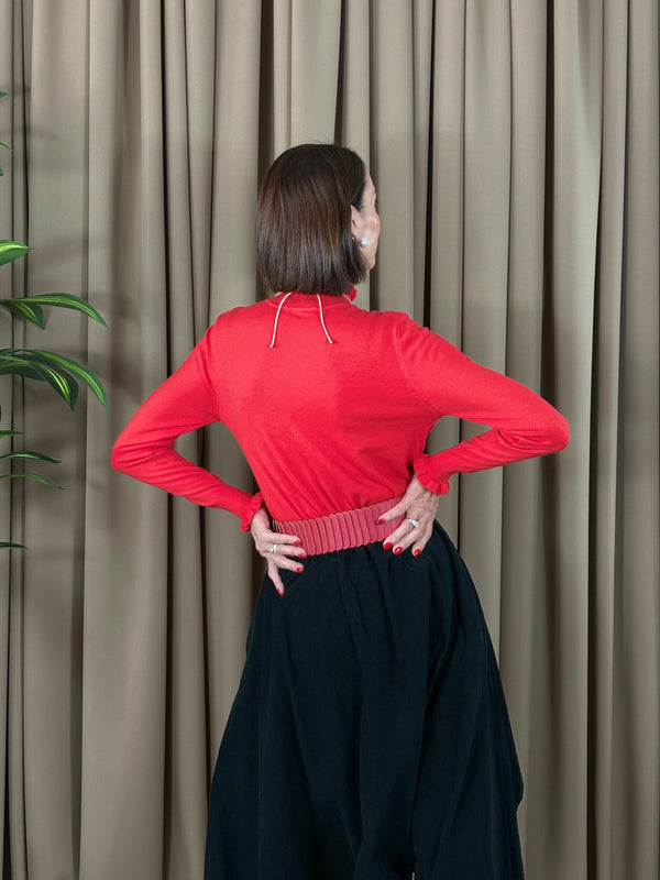 Francisca roll neck top in red