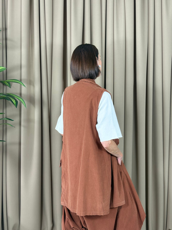 Dion Suit in rust