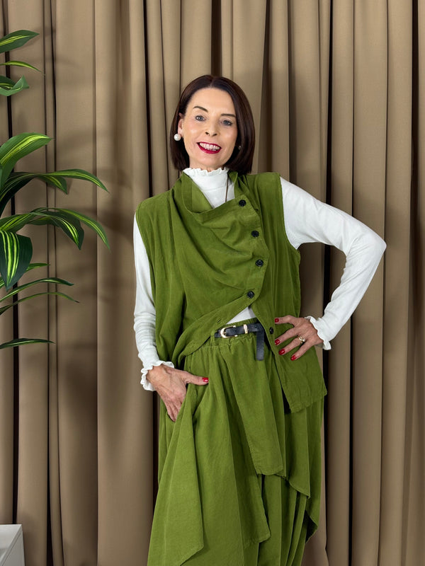 Dion Suit in pistachio