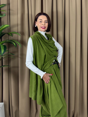 Dion Suit in pistachio