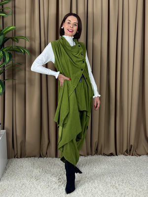 Dion Suit in pistachio