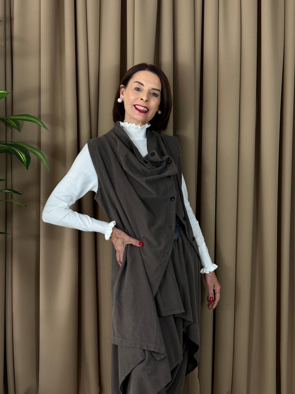 Dion Suit in charcoal grey