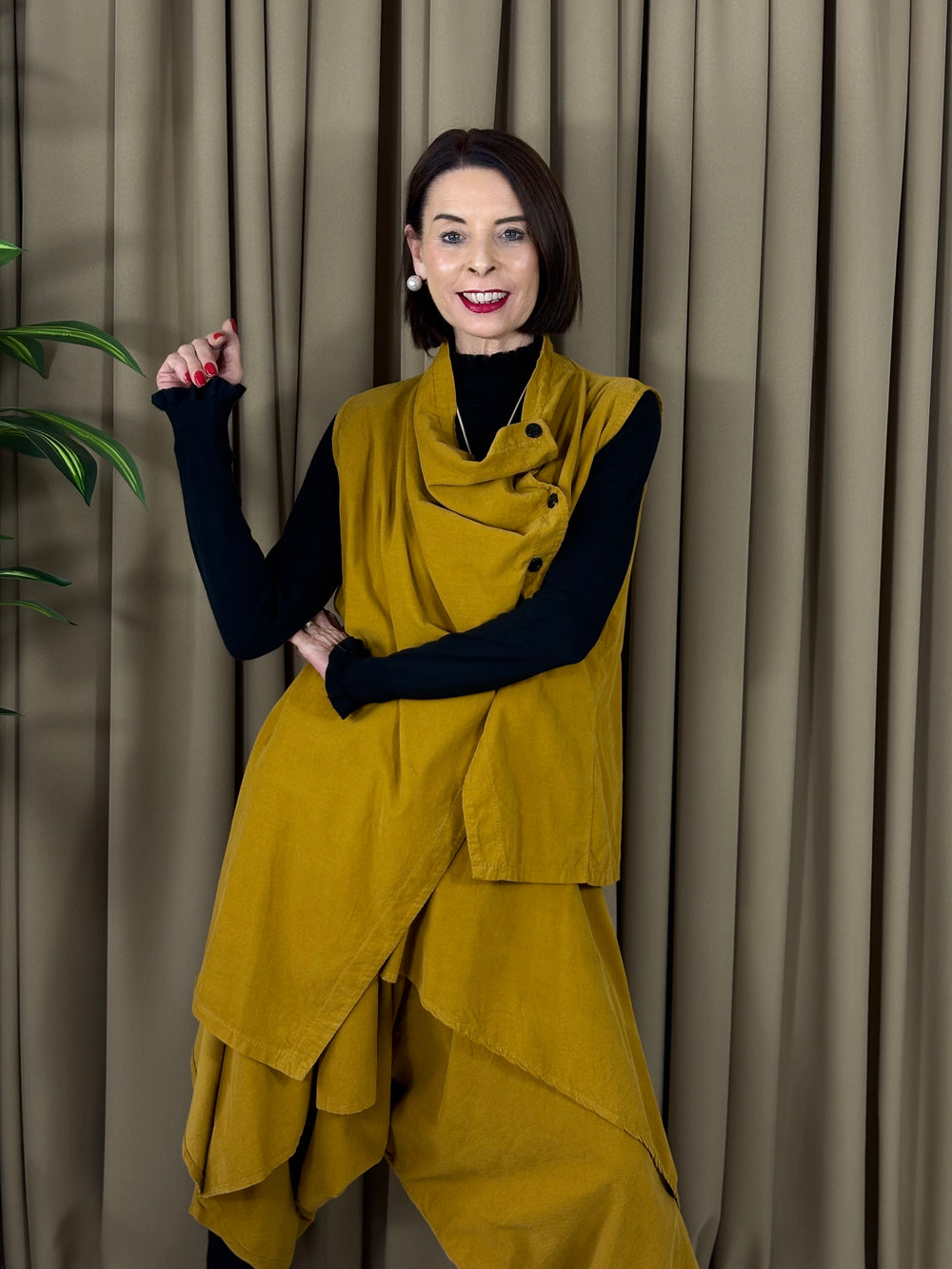 Dion Suit in mustard
