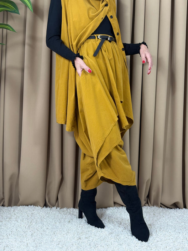 Dion Suit in mustard