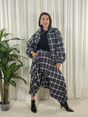 Alexandra jacket in black