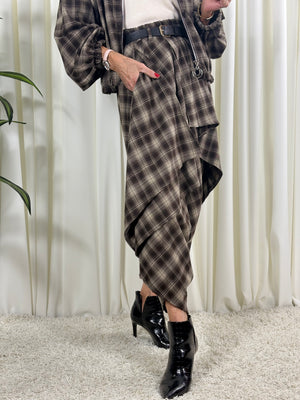 Alexandra Drop hem trousers in chocolate