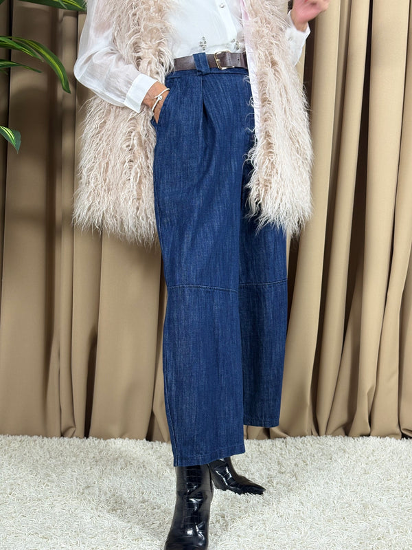 Tiffany faux fur gilet in beige