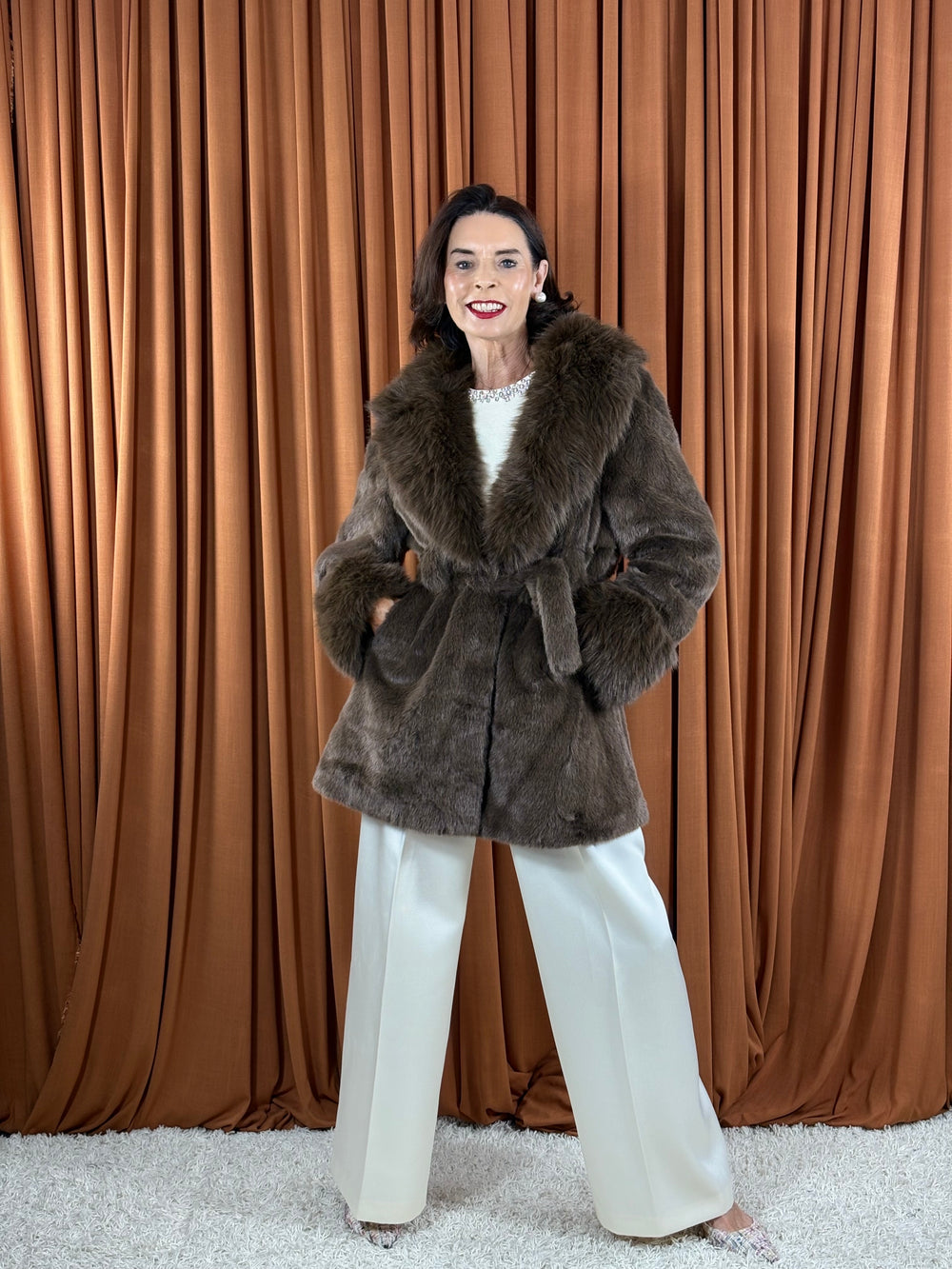 Beatrice faux fur jacket in chocolate