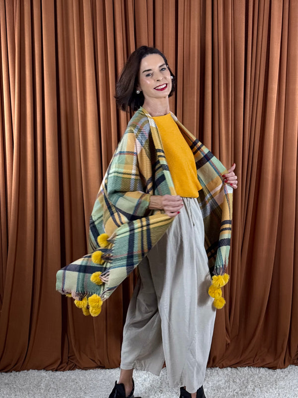 Cape poncho in mustard and multi