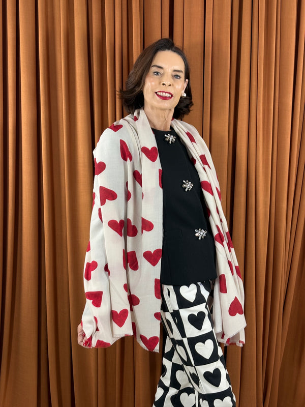 Evlin scarf in red heart
