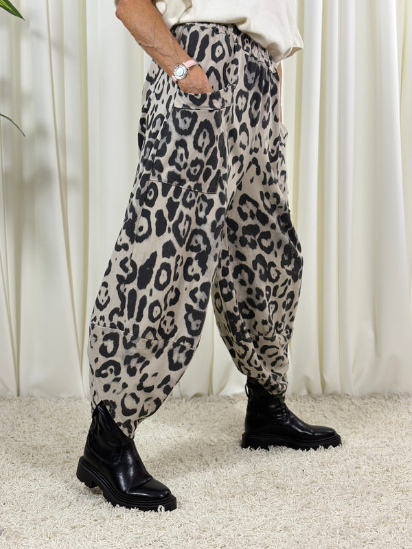 Borgen Trousers in Cheetah print