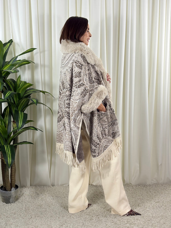 Raya premium poncho in beige and mocha