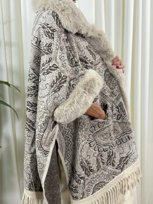 Raya premium poncho in beige and mocha