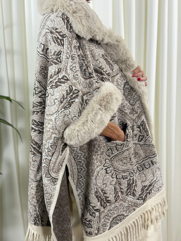 Raya premium poncho in beige and mocha
