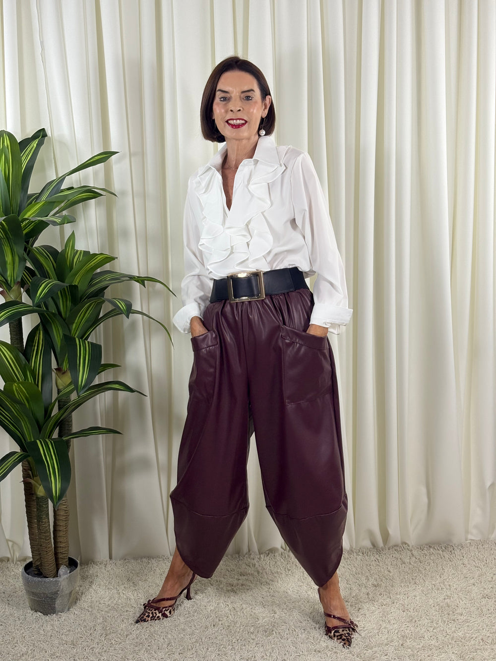 Kensington pu cocoon trousers in mulberry