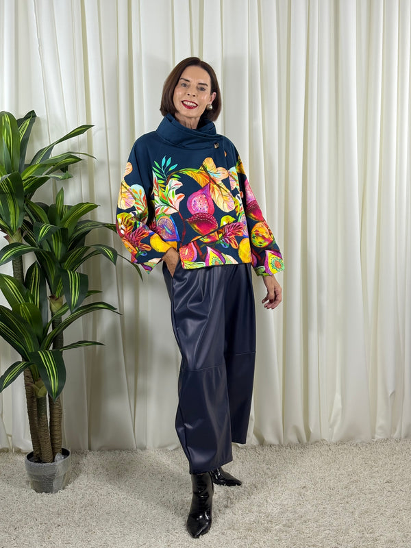 Barcelona asymmetric jacket in navy