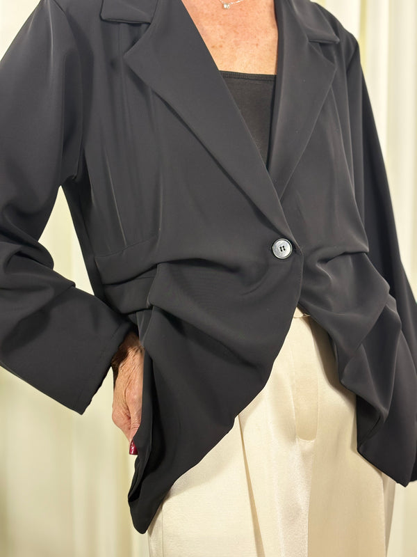 Serene watrfall jacket in black - Pre Order Arrival date 2nd October