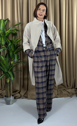 Pasty three quarter mac jacket in beige