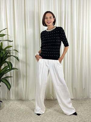 Victoria pearls top in black