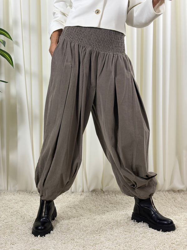 Sofia pin cord balloon trousers in mocha