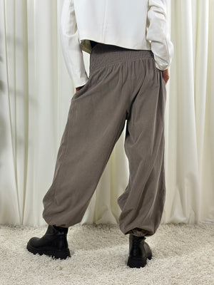 Sofia pin cord balloon trousers in mocha