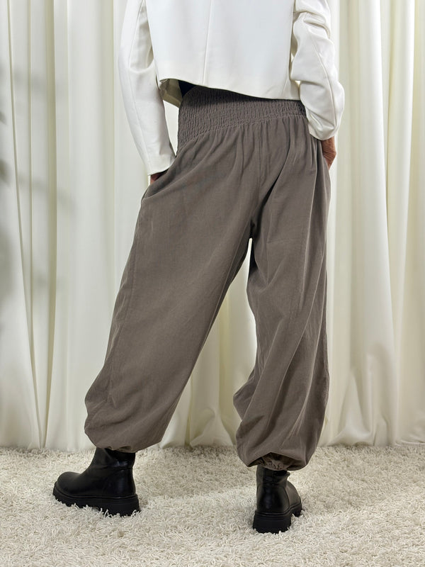 Sofia pin cord balloon trousers in mocha