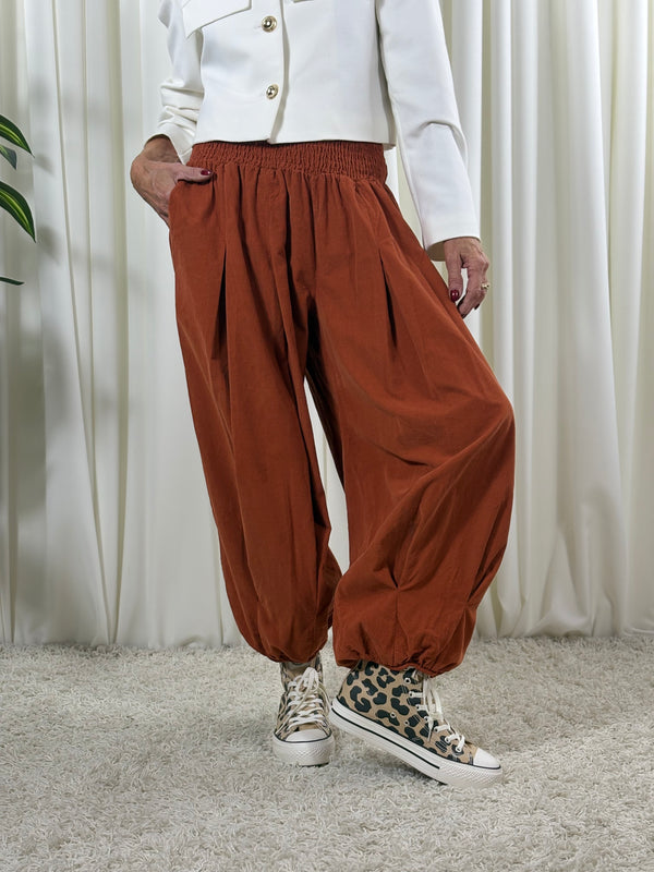 Sofia pin cord balloon trousers in rust