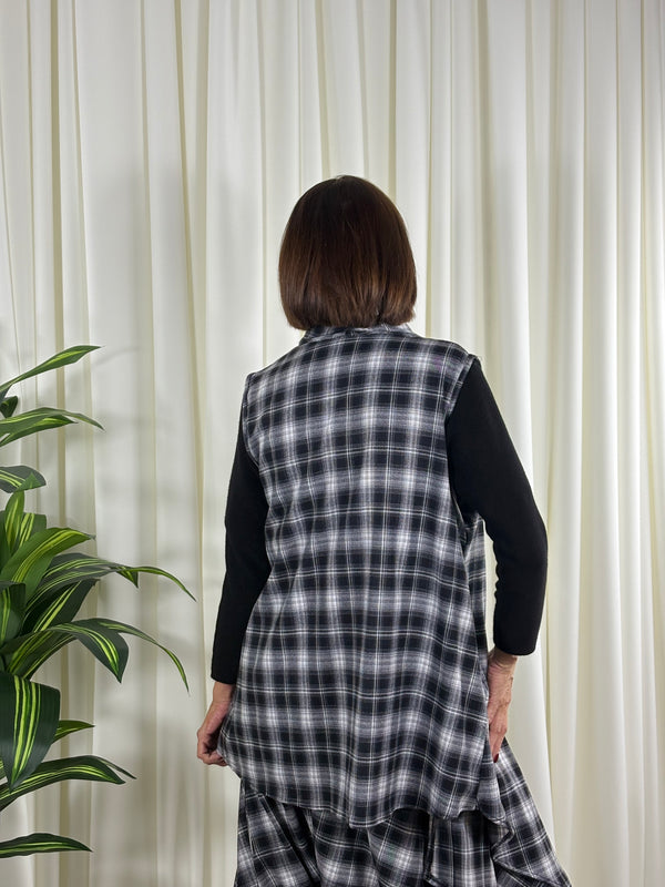 Alexandra waterfall jacket in black