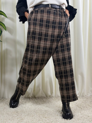Rachel asymmetric trousers in black and beige