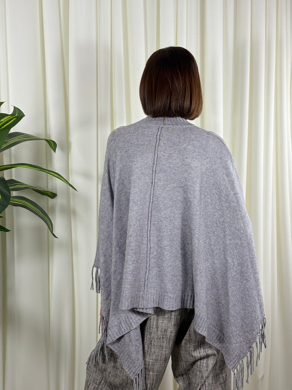 Pedro poncho style knitwear in grey