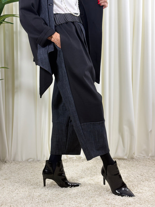 Raquel trousers in navy and black
