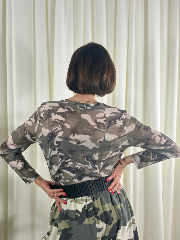 Jona Mesh top in camouflage