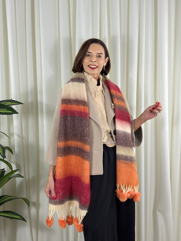 Dolly scarf in beige and orange