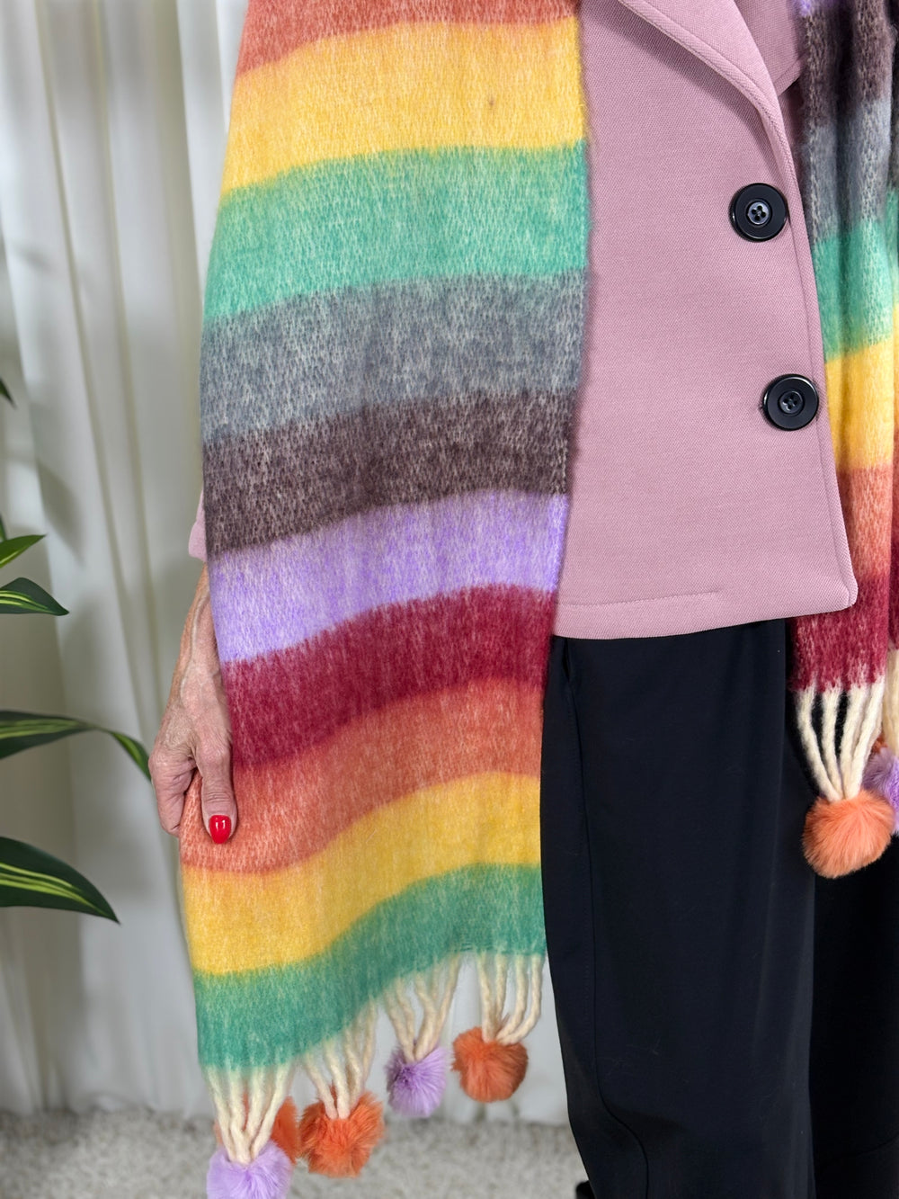 Dolly scarf in multi