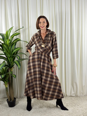 Alexandra dress in beige / chocalate